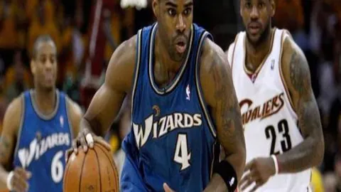 福建连胜奇才独领风骚，非热门主帅胜出，或成陈忠和接班人